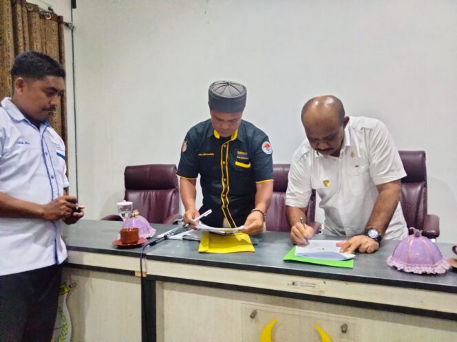 
Jalin Kerjasama, Bumdes Mutianggaluku diizinkan kelolah Tambang di Sigi