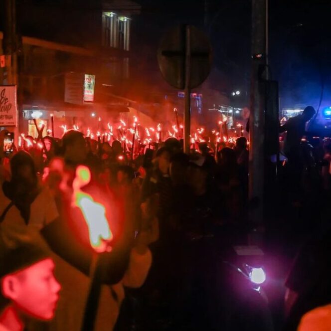 
Meriah, Pawai Obor Sambut Ramadan digelar di Morut