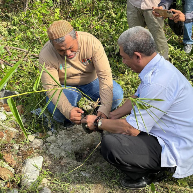 
					500 Bibit Pohon Bambu, ditanam di Sepanjang Bantaran Sungai Lambara