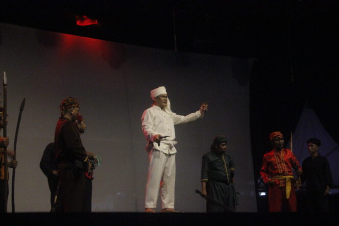 
2 Hari Teater Kepahlawan Digelar, Berlangsung Meriah dan Sita Perhatian Masyarakat