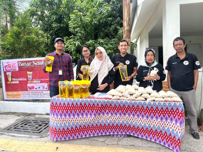 
Koperasi Merah Putih Besusu Tengah Gelar Bazar Sembako